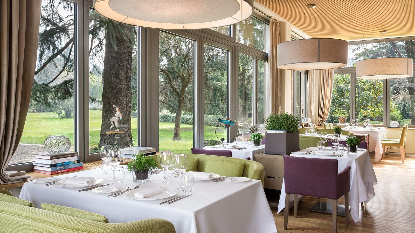 kitchen restaurant green park